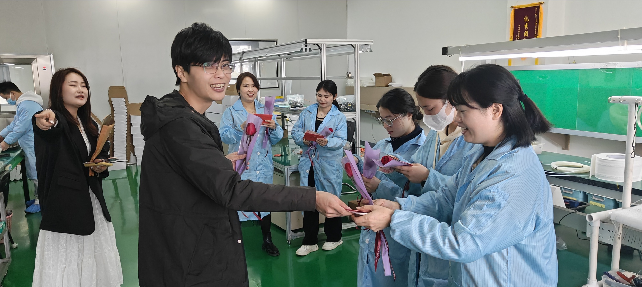 3.8女神節(jié)快樂丨不懼時光，自成光芒